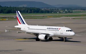 Safari Sights- Air France on runway